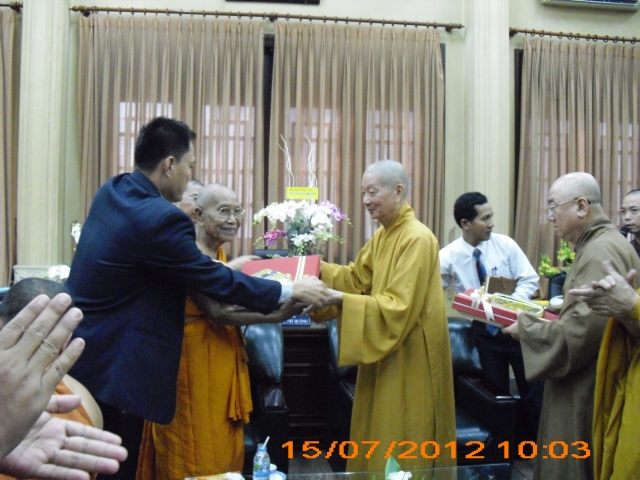 Phái đoàn Phật giáo - Bộ Tôn giáo - Nghi lễ vương quốc Camphuchia thăm hữu nghị chính thức tại TP. HCM