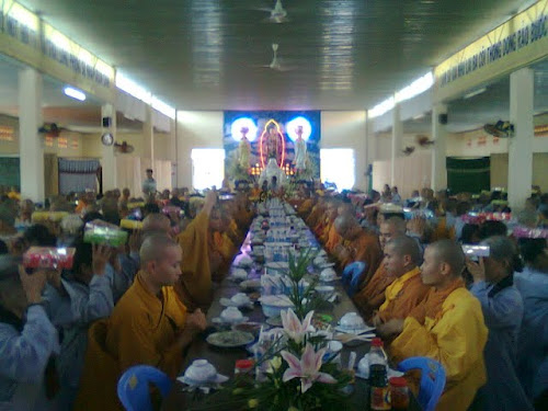 Tự tứ - Mãn hạ PL: 2556 tại trường TCPH Đồng Nai