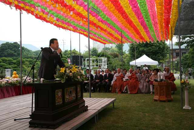Hàn Quốc : Chùa Hoằng Pháp sinh hoạt đầu tháng 6.2012