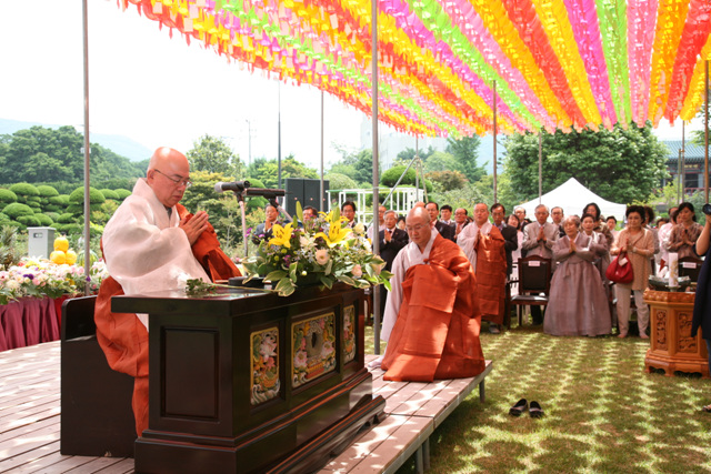 Hàn Quốc : Chùa Hoằng Pháp sinh hoạt đầu tháng 6.2012