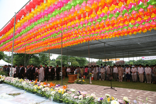 Hàn Quốc : Chùa Hoằng Pháp sinh hoạt đầu tháng 6.2012
