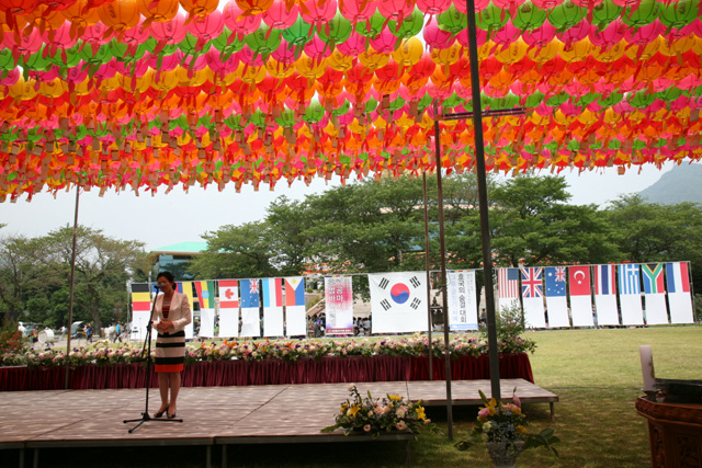 Hàn Quốc : Chùa Hoằng Pháp sinh hoạt đầu tháng 6.2012