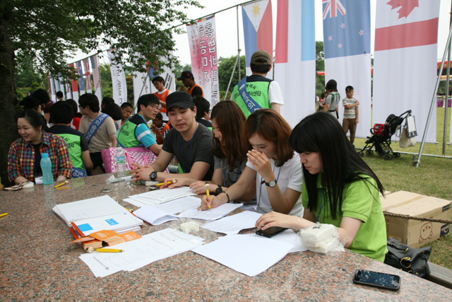 Hàn Quốc : Chùa Hoằng Pháp sinh hoạt đầu tháng 6.2012