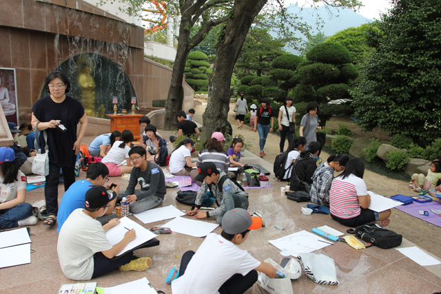 Hàn Quốc : Chùa Hoằng Pháp sinh hoạt đầu tháng 6.2012