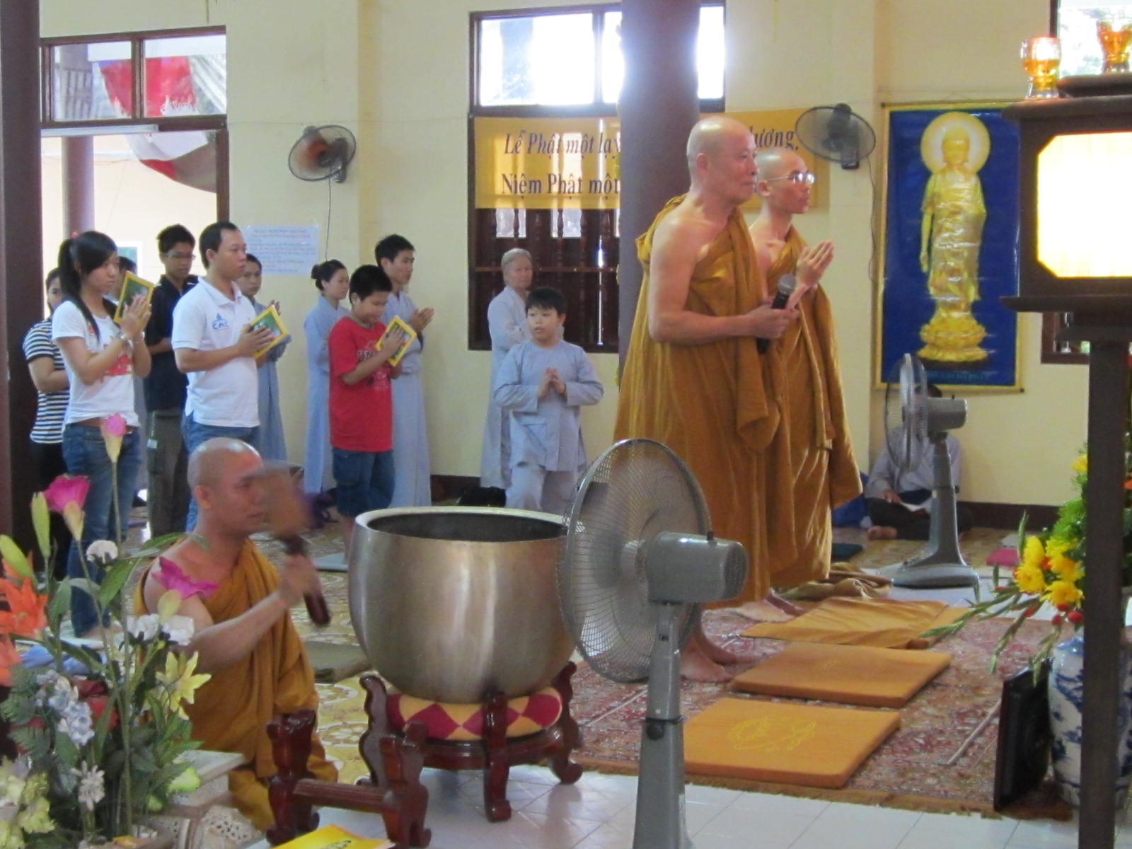 Khóa tu “Tuổi trẻ và Phật pháp”tại tịnh xá Ngọc Pháp