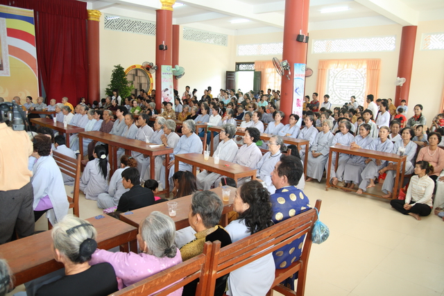 Đồng tháp: Đại lễ Vu lan báo hiếu, mừng thọ cho hơn 200 cụ cao niên