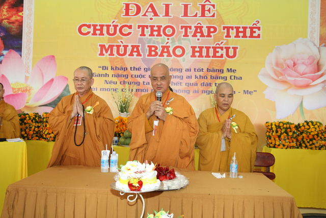 Đồng tháp: Đại lễ Vu lan báo hiếu, mừng thọ cho hơn 200 cụ cao niên