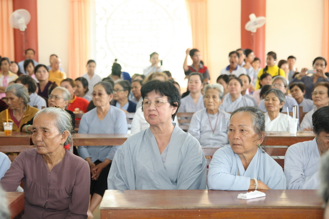 Đồng tháp: Đại lễ Vu lan báo hiếu, mừng thọ cho hơn 200 cụ cao niên