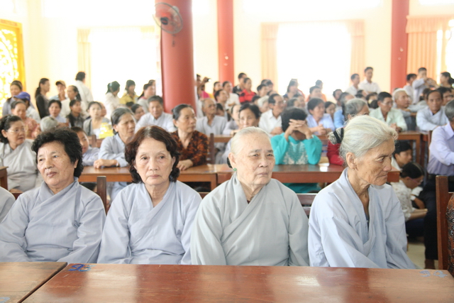 Đồng tháp: Đại lễ Vu lan báo hiếu, mừng thọ cho hơn 200 cụ cao niên