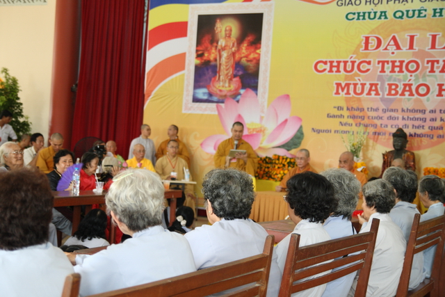 Đồng tháp: Đại lễ Vu lan báo hiếu, mừng thọ cho hơn 200 cụ cao niên