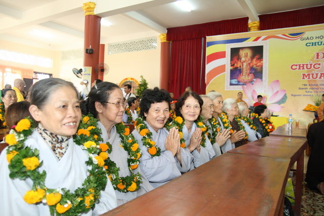 Đồng tháp: Đại lễ Vu lan báo hiếu, mừng thọ cho hơn 200 cụ cao niên