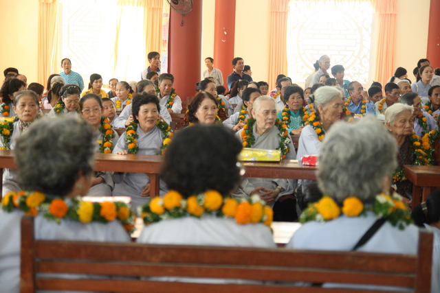 Đồng tháp: Đại lễ Vu lan báo hiếu, mừng thọ cho hơn 200 cụ cao niên