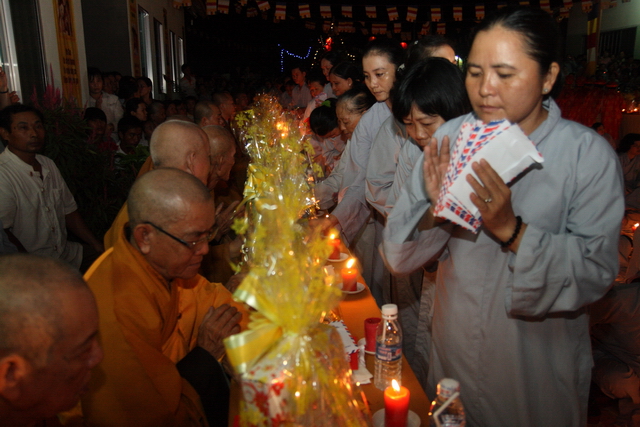 Tiền giang: Đại lễ Vu lan Báo hiếu tại chùa Kim Linh I