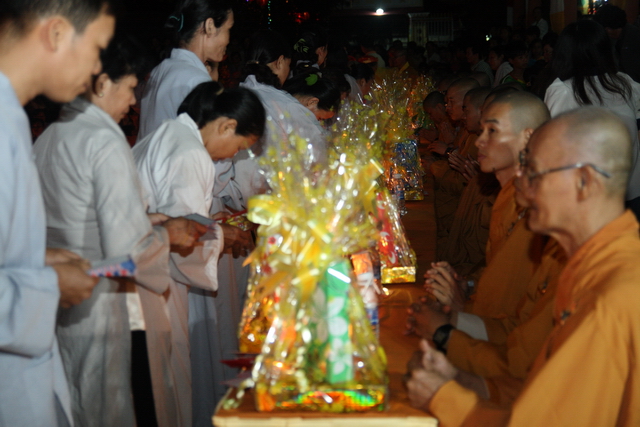 Tiền giang: Đại lễ Vu lan Báo hiếu tại chùa Kim Linh I