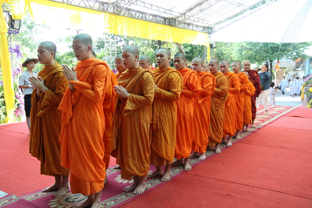 Chùm ảnh: Các đoàn viếng tang lễ HT. Thích Minh Châu - Chiều 03/09/2012