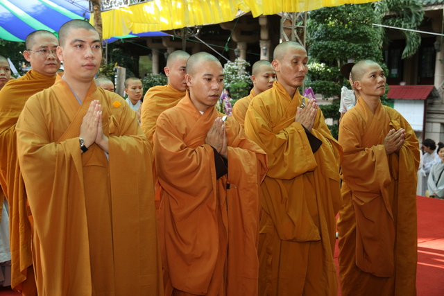 Chùm ảnh: Các đoàn viếng tang lễ HT. Thích Minh Châu - Chiều 03/09/2012