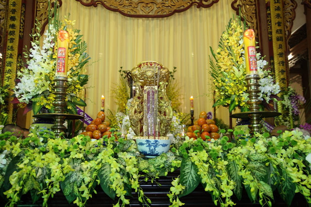 Chùm ảnh: Các đoàn viếng tang lễ HT. Thích Minh Châu - Chiều 03/09/2012