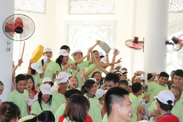 Hoằng Pháp Trẻ: Chùm ảnh “Hành trình về nguồn” - Hội trại “Tuổi trẻ và cuộc sống” lần V