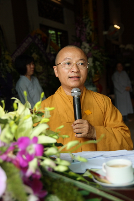 Chùm ảnh: Các đoàn viếng tang lễ HT. Thích Minh Châu - Chiều 04/09/2012