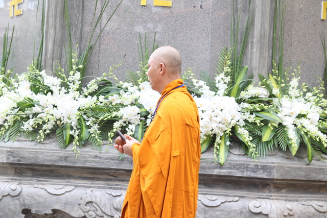 Tang lễ HT. Thích Minh Châu: Lễ Sái tịnh Bảo tháp