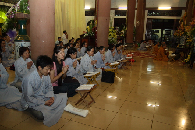 Chùm ảnh: Các đoàn viếng tang lễ HT. Thích Minh Châu - Chiều 04/09/2012