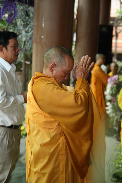 Chùm ảnh: Các đoàn viếng tang lễ HT. Thích Minh Châu - Sáng 05/09/2012