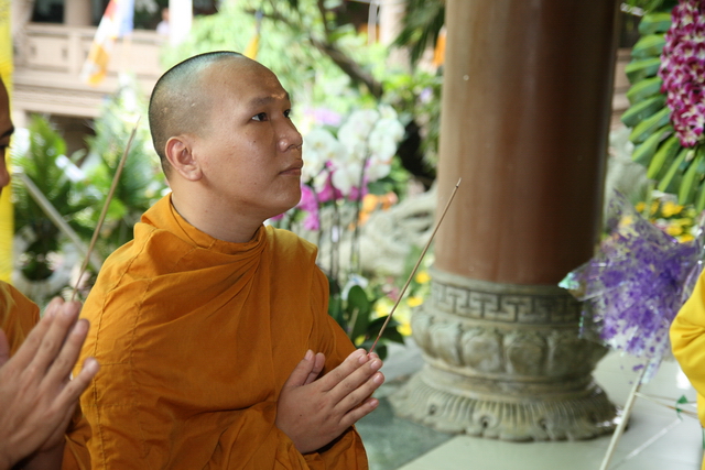 Chùm ảnh: Các đoàn viếng tang lễ HT. Thích Minh Châu - Sáng 05/09/2012
