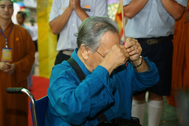 Chùm ảnh: Các đoàn viếng tang lễ HT. Thích Minh Châu - Chiều 05/09/2012