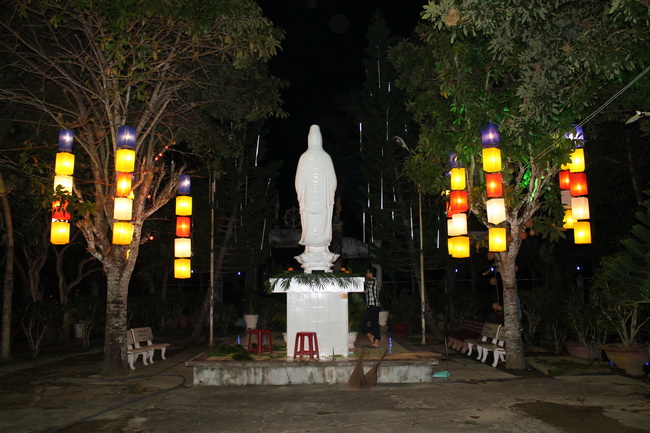 Lễ vía Bồ Tát Quán Thế Âm tại chùa Phước Sơn