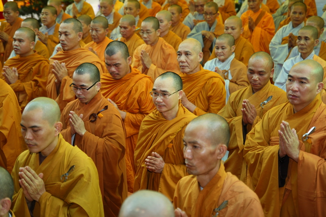 Chùm ảnh: Các đoàn viếng tang lễ HT. Thích Minh Châu - Chiều 05/09/2012