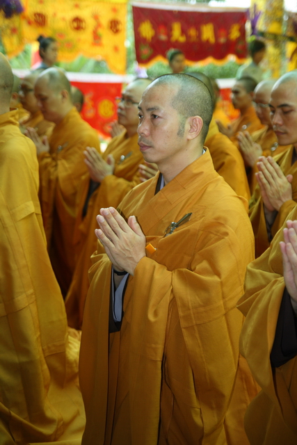 Chùm ảnh: Các đoàn viếng tang lễ HT. Thích Minh Châu - Chiều 05/09/2012