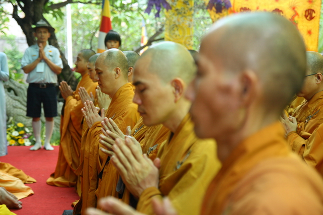 Chùm ảnh: Các đoàn viếng tang lễ HT. Thích Minh Châu - Chiều 05/09/2012