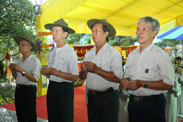 Chùm ảnh: Các đoàn viếng tang lễ HT. Thích Minh Châu - Chiều 05/09/2012