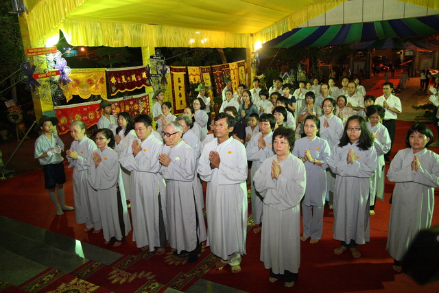Chùm ảnh: Các đoàn viếng tang lễ HT. Thích Minh Châu - Chiều 05/09/2012