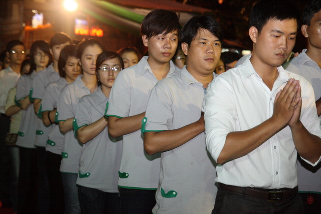 Chùm ảnh: Các đoàn viếng tang lễ HT. Thích Minh Châu - Chiều 05/09/2012