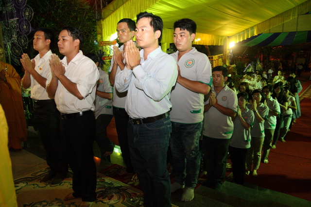 Chùm ảnh: Các đoàn viếng tang lễ HT. Thích Minh Châu - Chiều 05/09/2012