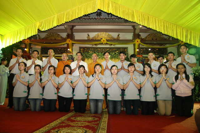 Chùm ảnh: Các đoàn viếng tang lễ HT. Thích Minh Châu - Chiều 05/09/2012