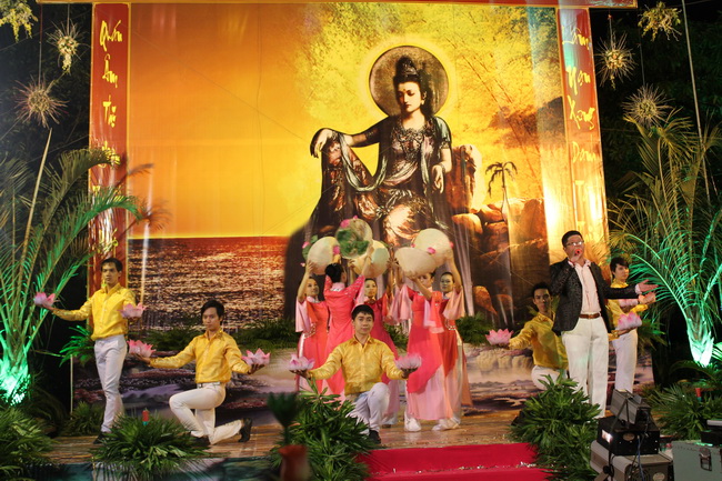 Lễ vía Bồ Tát Quán Thế Âm tại chùa Phước Sơn