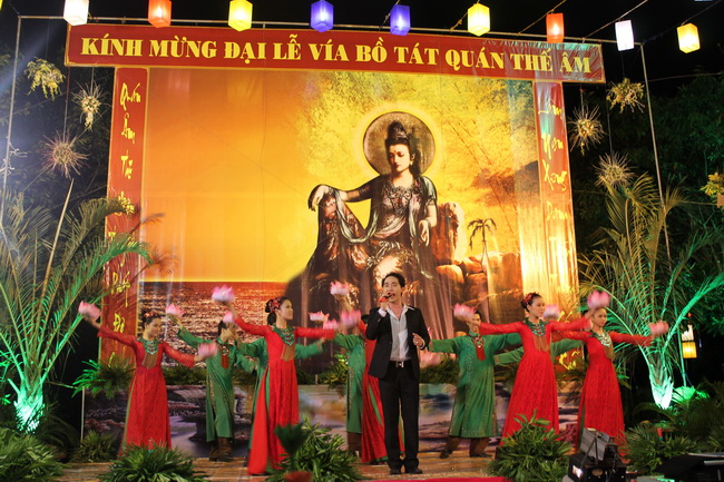 Lễ vía Bồ Tát Quán Thế Âm tại chùa Phước Sơn