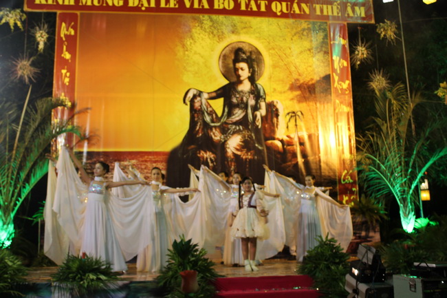 Lễ vía Bồ Tát Quán Thế Âm tại chùa Phước Sơn