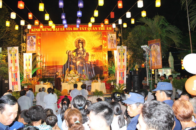 Lễ vía Bồ Tát Quán Thế Âm tại chùa Phước Sơn