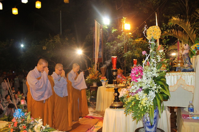 Lễ vía Bồ Tát Quán Thế Âm tại chùa Phước Sơn