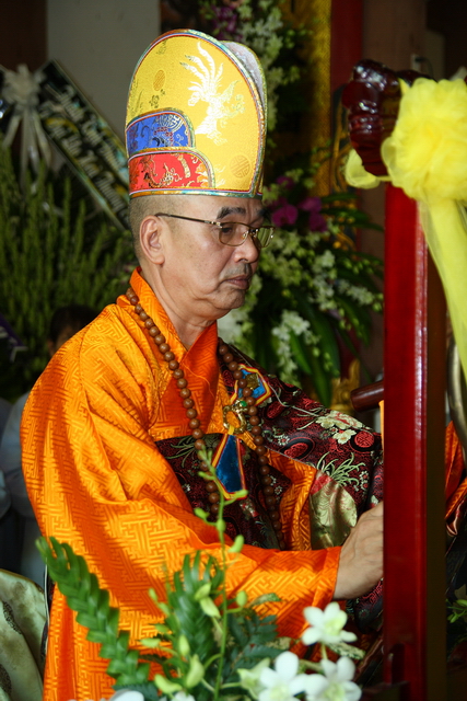 Chùm ảnh: Các đoàn viếng tang lễ HT. Thích Minh Châu - Sáng 06/09/2012