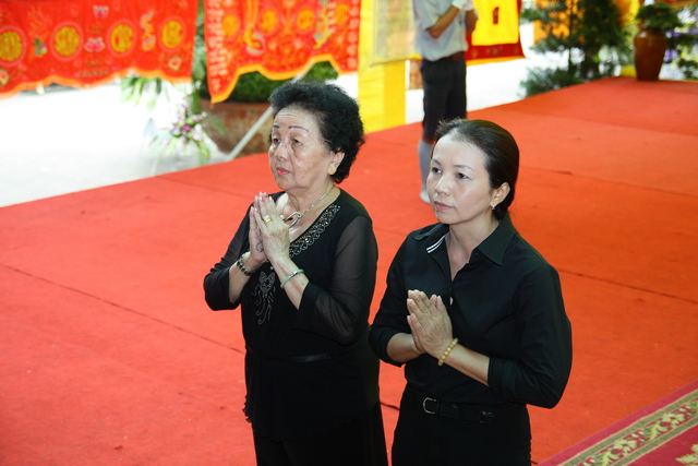 Chùm ảnh: Các đoàn viếng tang lễ HT. Thích Minh Châu - Chiều 06/09/2012
