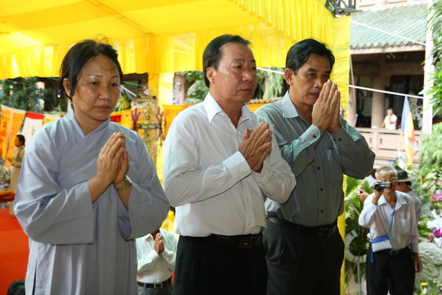 Chùm ảnh: Các đoàn viếng tang lễ HT. Thích Minh Châu - Chiều 06/09/2012