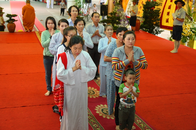 Chùm ảnh: Các đoàn viếng tang lễ HT. Thích Minh Châu - Chiều 06/09/2012