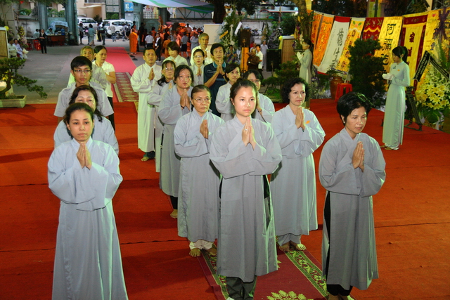 Chùm ảnh: Các đoàn viếng tang lễ HT. Thích Minh Châu - Chiều 06/09/2012