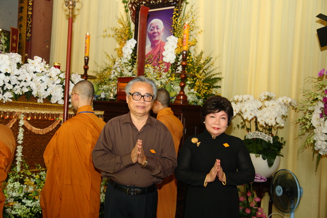 Chùm ảnh: Các đoàn viếng tang lễ HT. Thích Minh Châu - Chiều 07/09/2012 - Phần 1