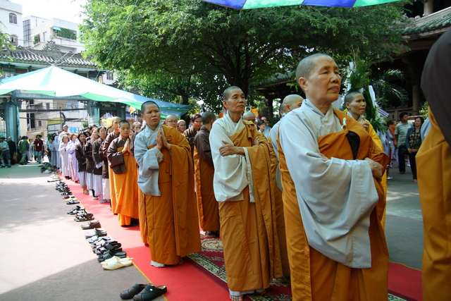Chùm ảnh: Các đoàn viếng tang lễ HT. Thích Minh Châu - Chiều 07/09/2012 - Phần 1