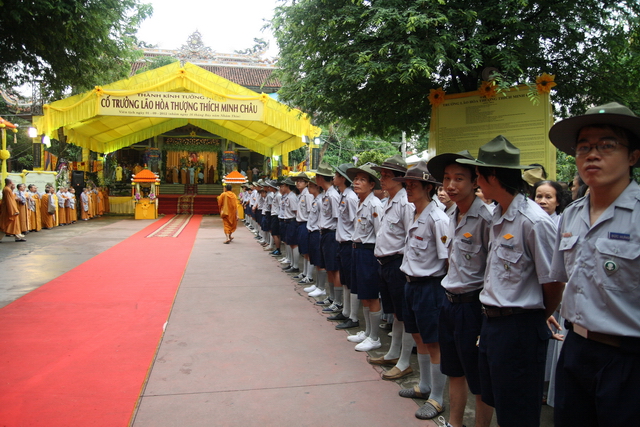 Vạn Hạnh: Lễ tống biệt nhục thân cố HT. Thượng Minh hạ Châu về cõi Phật